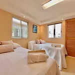 Apartamento cálido y moderno en la entrada de la zona hotelera
