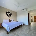 COBA STUDIOS by Mi Casa es tu Casa