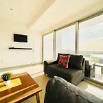 Amazing View 2 Bedroom Apto,5 Min To Hz,Malldownstairs Ny1601