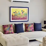 Luxury 2 Bedroom Apartment