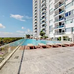 Malecon Vg02 At Torre Montevideo