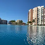 Dreams Cancun Blue Paradise