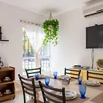 Casa Agradable Con Patio, Seguridad 24/7 Centrica
