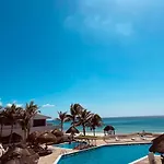 Condo Studio For 2 Ppl W/ Private Beach