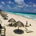 Condo Studio For 2 Ppl W/ Private Beach
