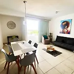 Exclusive Building 6 People 3 Cable Televisions 2 Swimming Pools Balcony,