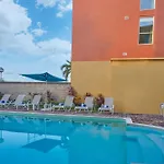 City Express Junior By Marriott Cancun