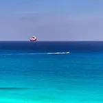 Seashore Apartment Cancun