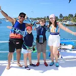 Catamaran Fragata Cancun