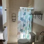 Estudio Con Bano Privado Para Tres Personas En Puerto Cancun