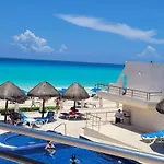 Ocean View Front Beach Villa