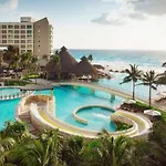 Enjoy The Cancun Area With The Family In This Family Friend 2Bd Resort Condo With Amenities