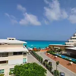 Penthouse On The Beach With Private Sea View