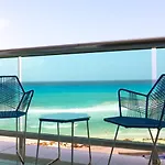 Apt With Ocean View, 1 Min To Coco Bongo