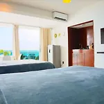 Apt With Ocean View, 1 Min To Coco Bongo
