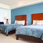 Apt With Ocean View, 1 Min To Coco Bongo