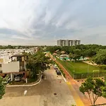 Fantastic Apartment Near Downtown, Amazing Pools And Areas