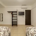 Fantastic Apartment Near Downtown, Amazing Pools And Areas