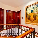 Magnifica Villa Palmeras Luxurious 4 Bedroom 6 Bds 4 Ba Private Pool Lagoon Front Super Fast Wifi