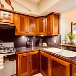 Magnifica Villa Palmeras Luxurious 4 Bedroom 6 Bds 4 Ba Private Pool Lagoon Front Super Fast Wifi