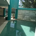 Las Palmas en Laurel