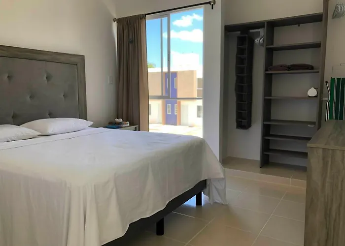 Casa limpia bonita dos plantas para 5 habitantes en Cancún