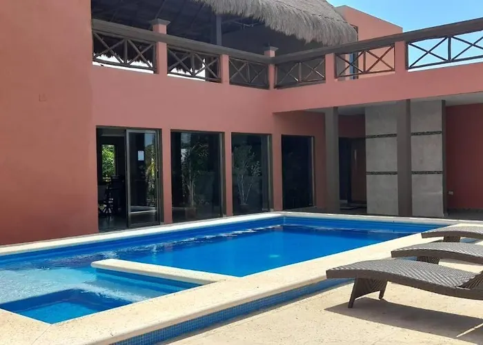 Casa Frente Al Mar Don Cancino