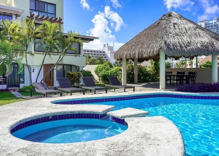 Residencial Cascadas, House # 9
