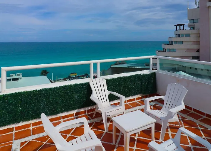 Penthouse On The Beach With Private Sea View