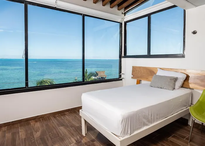 Beachfront Con Magnifica Vista