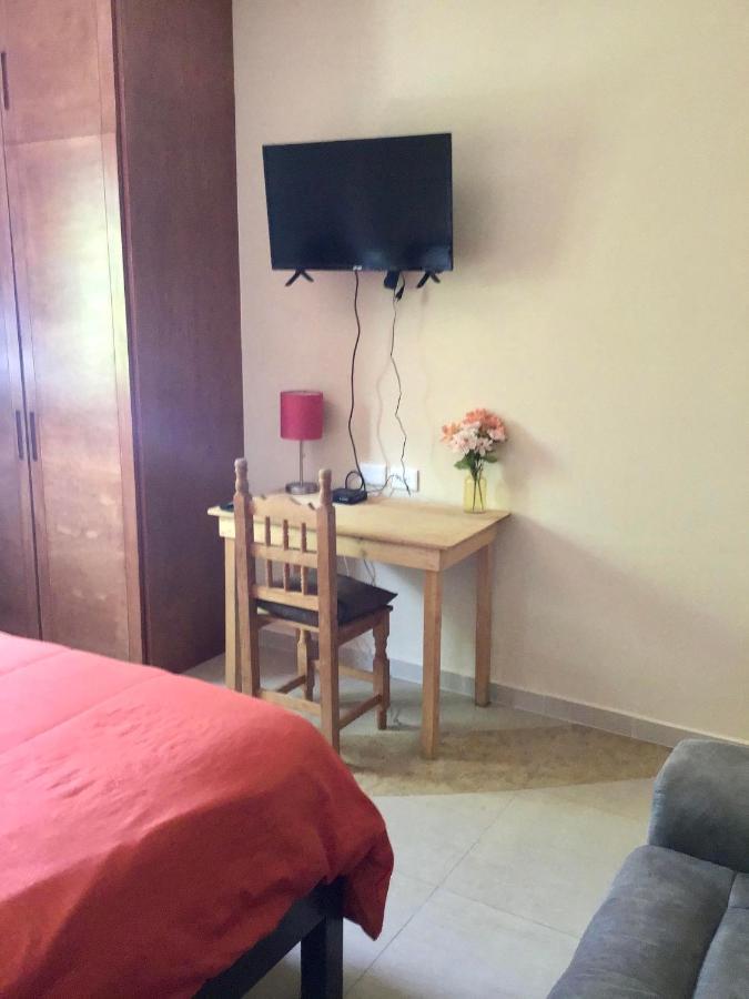 Pecarí Bed and breakfast