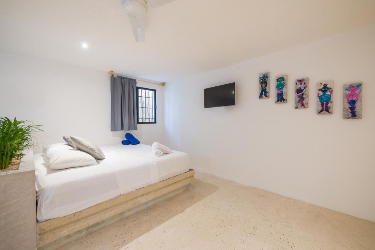Art Apartment *