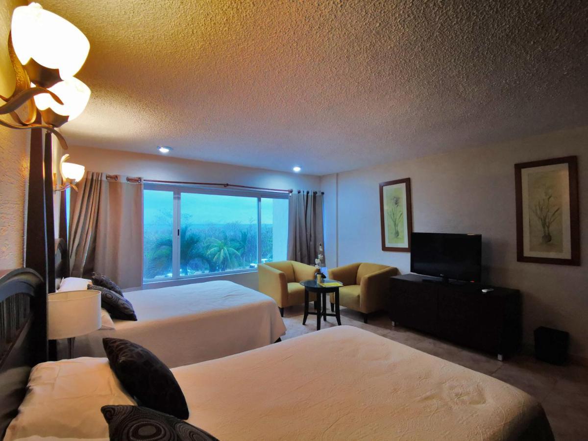 Brisas Beachfront In Zone Apartamento *