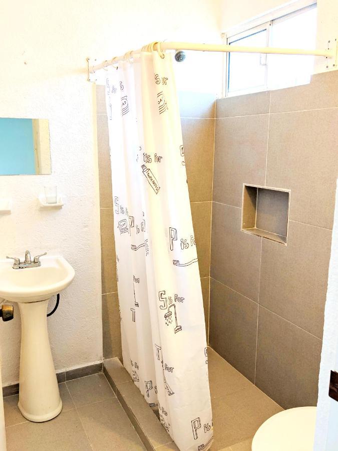 Homestay Comodo Cuarto, Jacuzzi Rooftop, Ac *