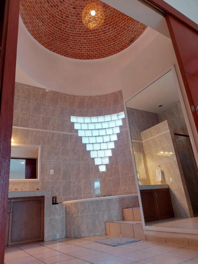Casa De Osho Luxury Villa
