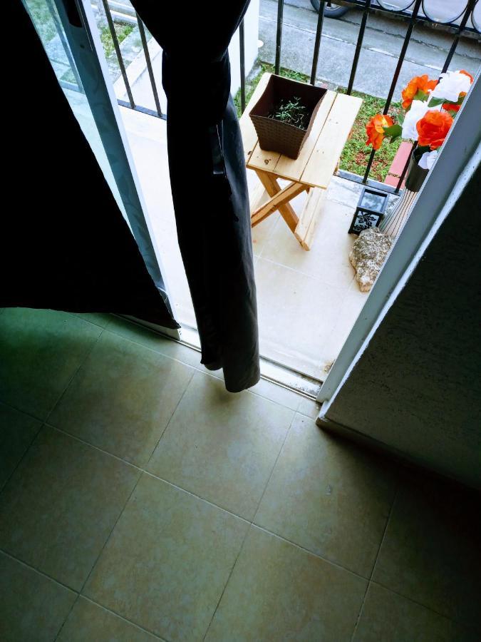 Mundo House Bed & Breakfast *