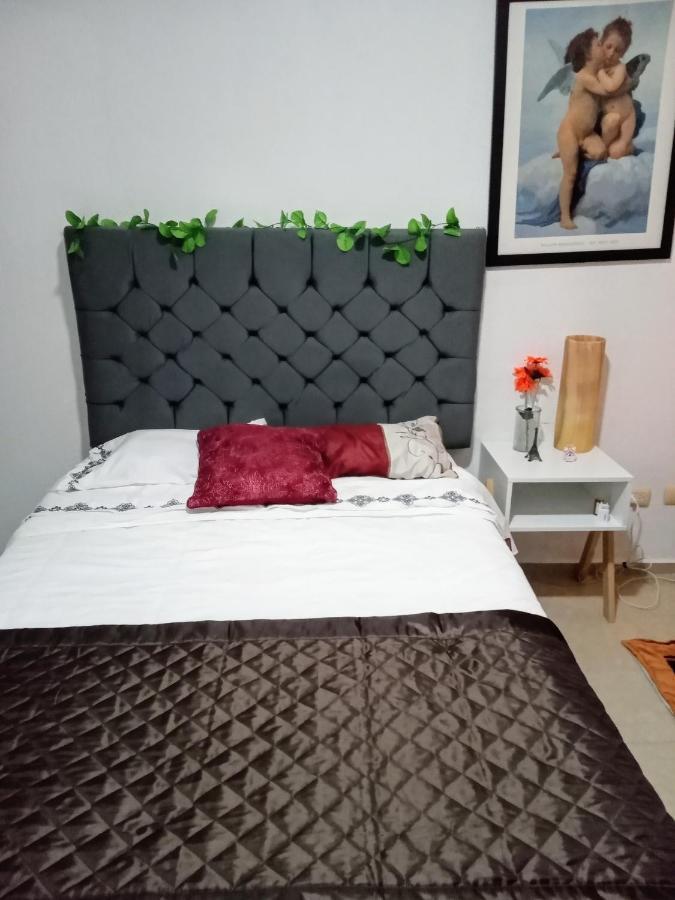 Mundo House Bed & Breakfast