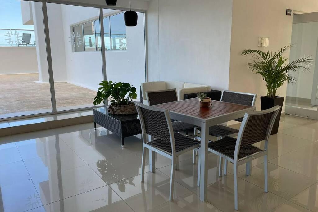 Apartment Malecon Americas By Andiani Travel *