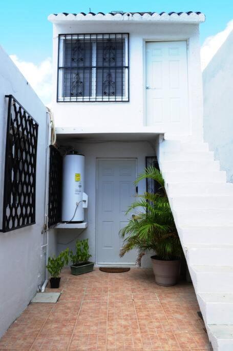 Hermoso Estudio En El Centro Y Corazon De * Cancún