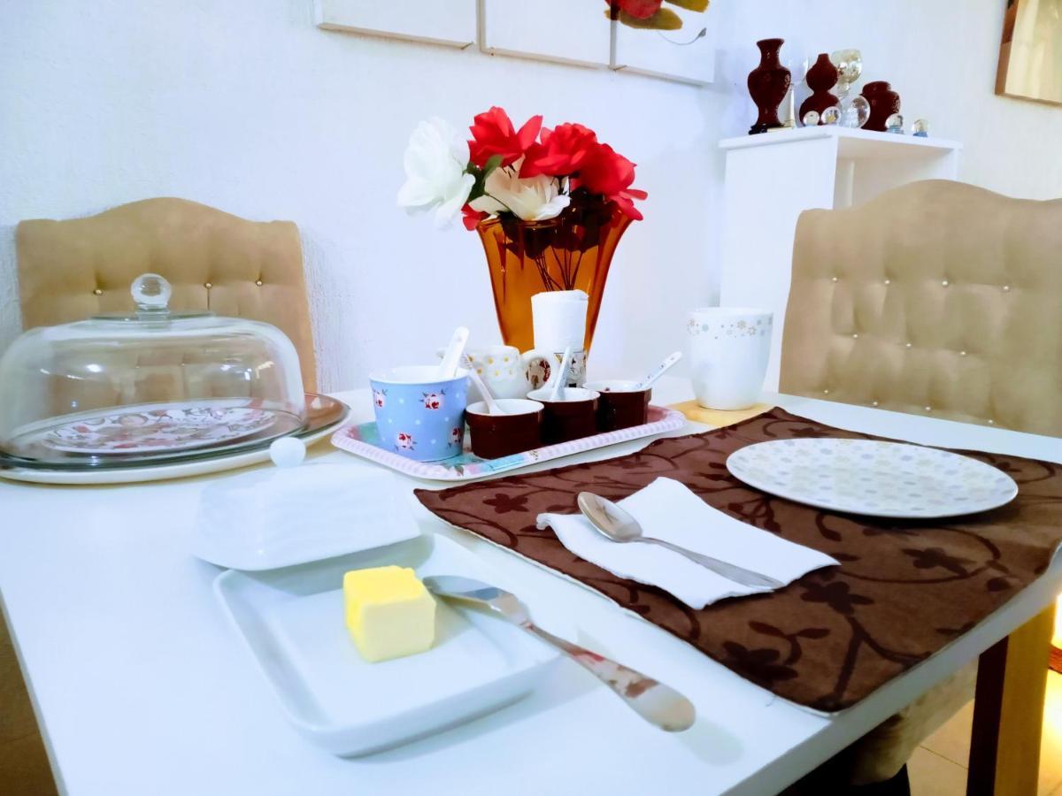Mundo House Bed & Breakfast