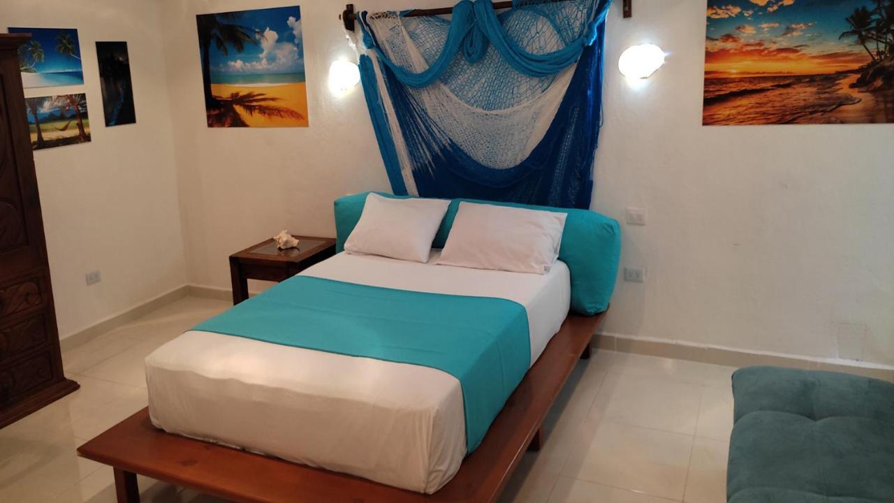 Caribbean Turquoise With Access To The Cancún