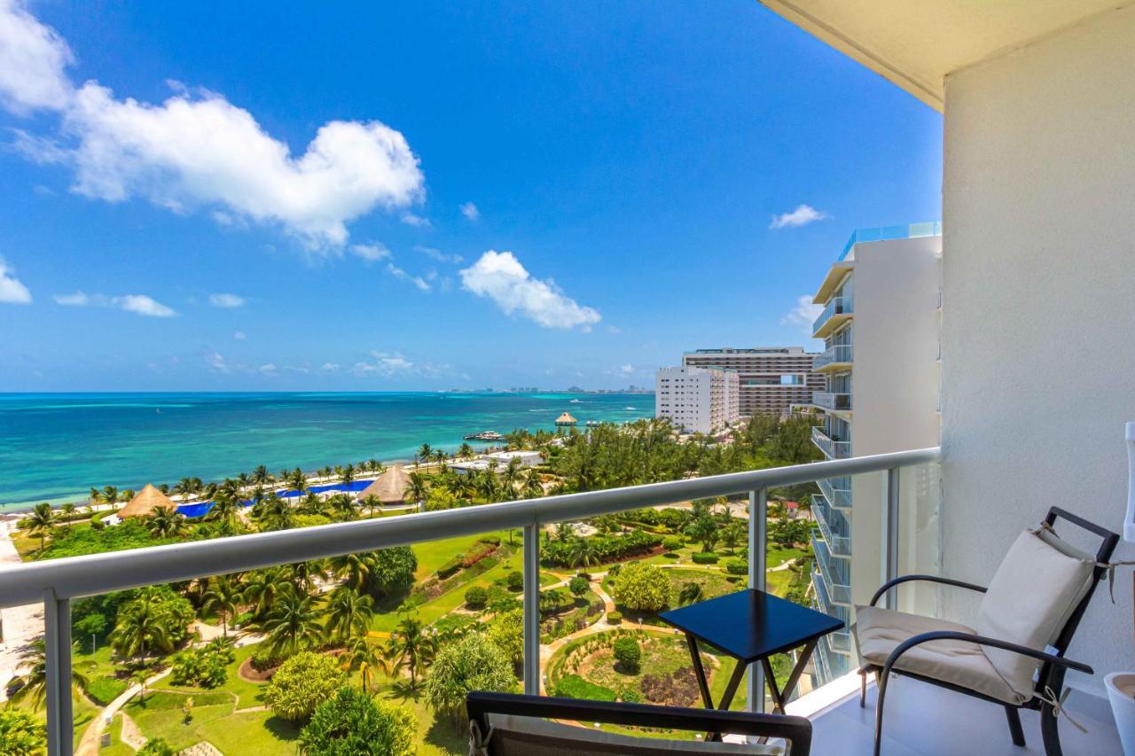 Amara Beachfront By The Sea