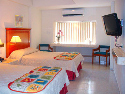 Hotel Y Nader 3*