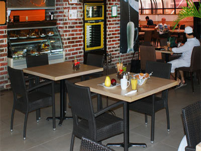 Y Nader Hotel 3*