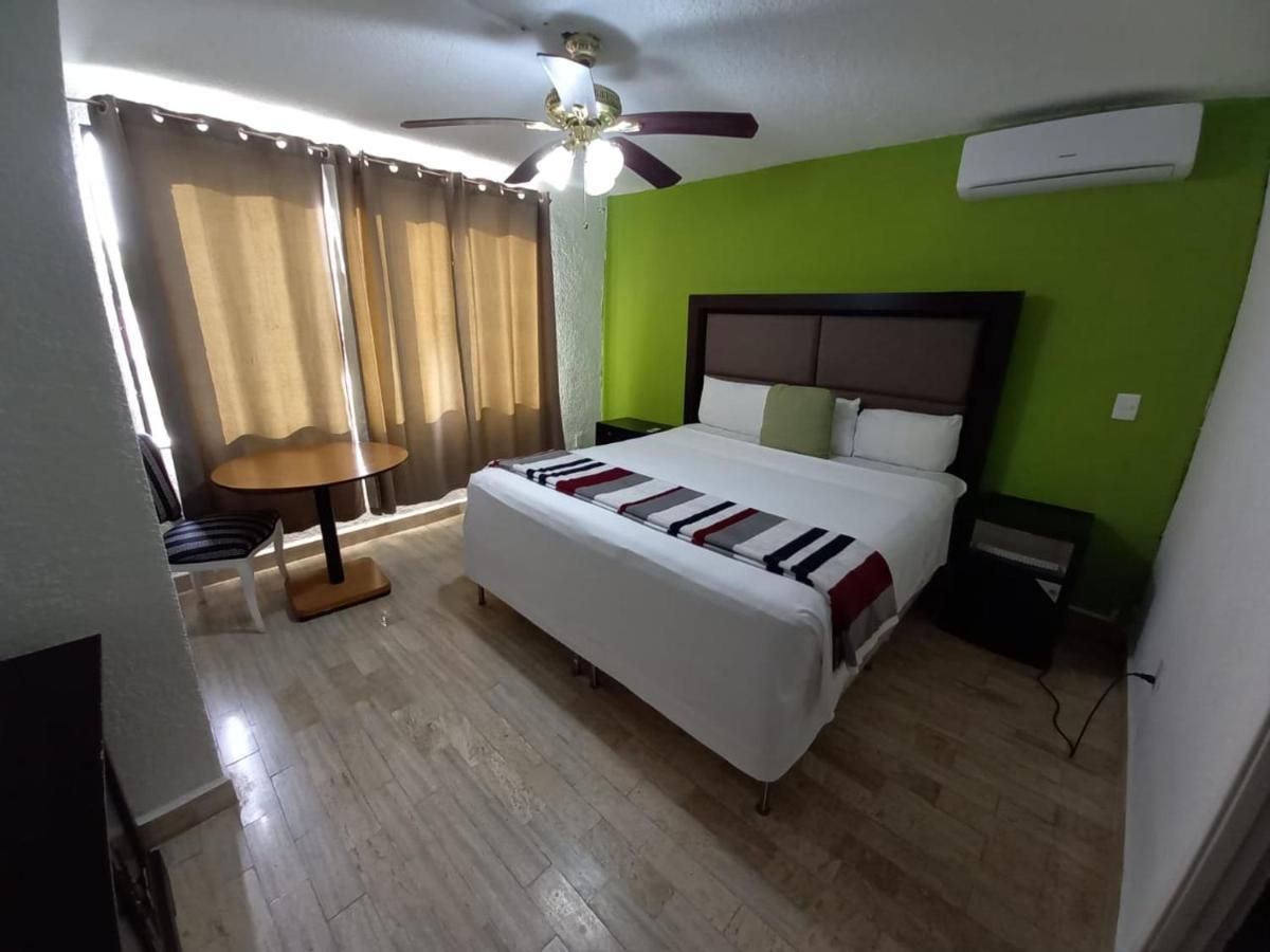 Nirvana - Zone Hotel *