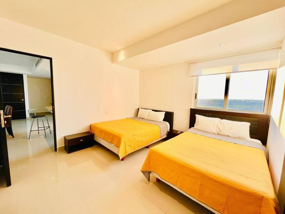 Amazing View 2 Bedroom Apto,5 Min To Hz,malldownstairs Ny1601 Apartamento Cancún