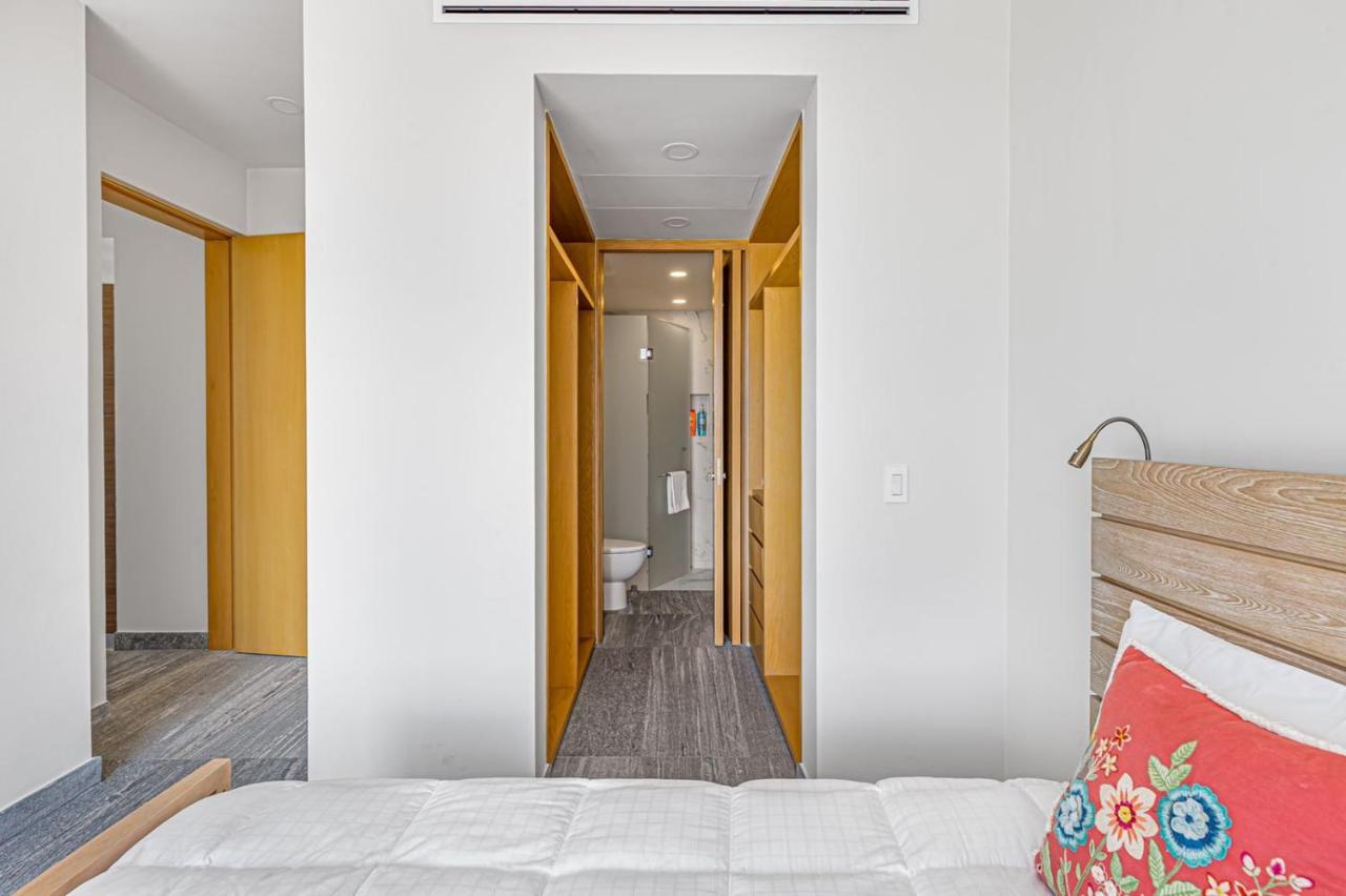 Luxury 3br Condo* Rooftop Pool, Near The Cancún