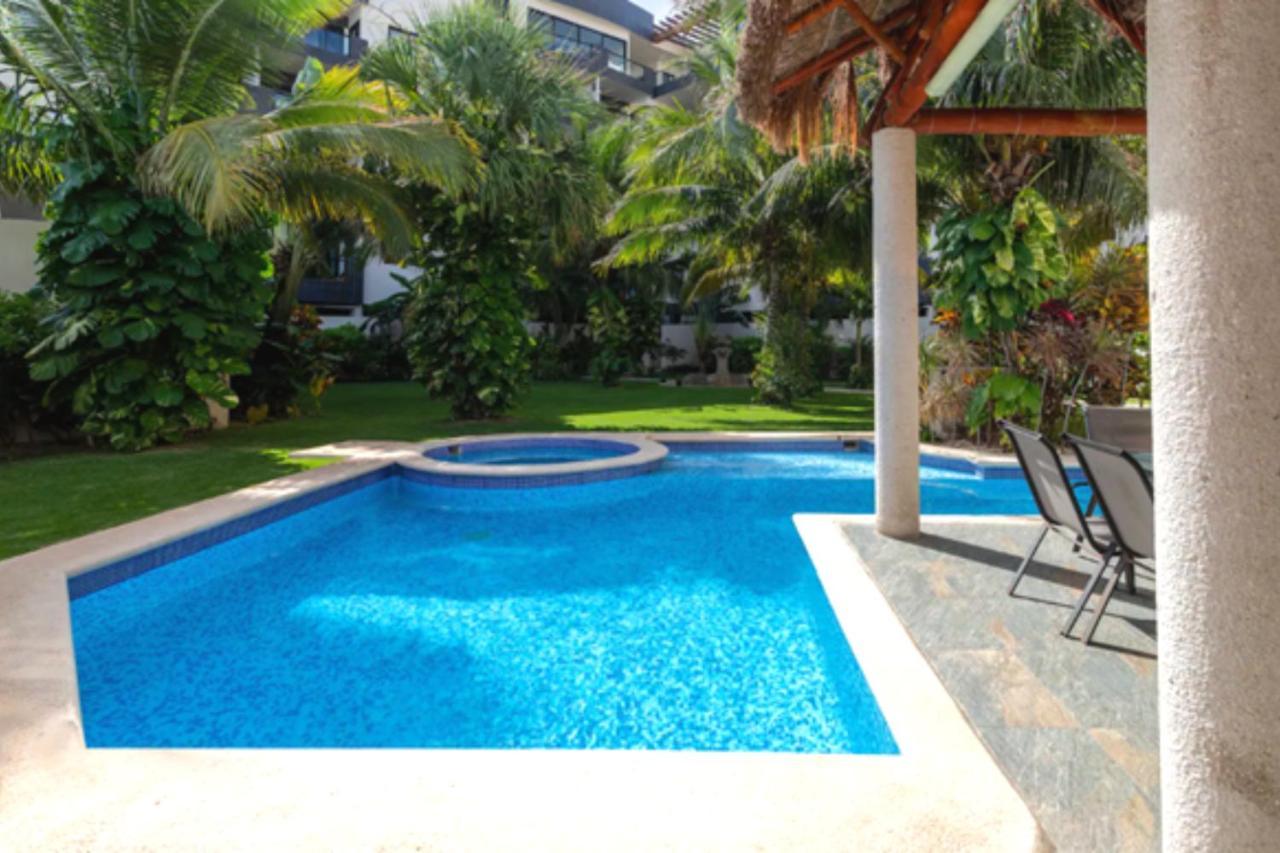 Vacacional Con Piscina En Apartamento