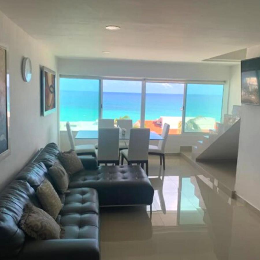 Espectacular Penthouse Con Piscina Y Vista Al Mar En Apartamento