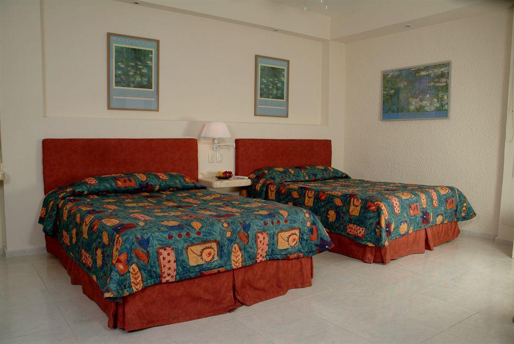 Hotel Y Nader Cancún